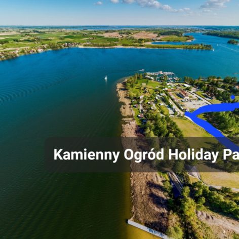 Kamienny Ogród Holiday Park to 6 komfortowych domków w prywatnym 2-hektarowym parku w Starych Sadach nad Jeziorem Tałty na Szlaku Wielkich Jezior Mazurskich, 5 km do Mikołajek